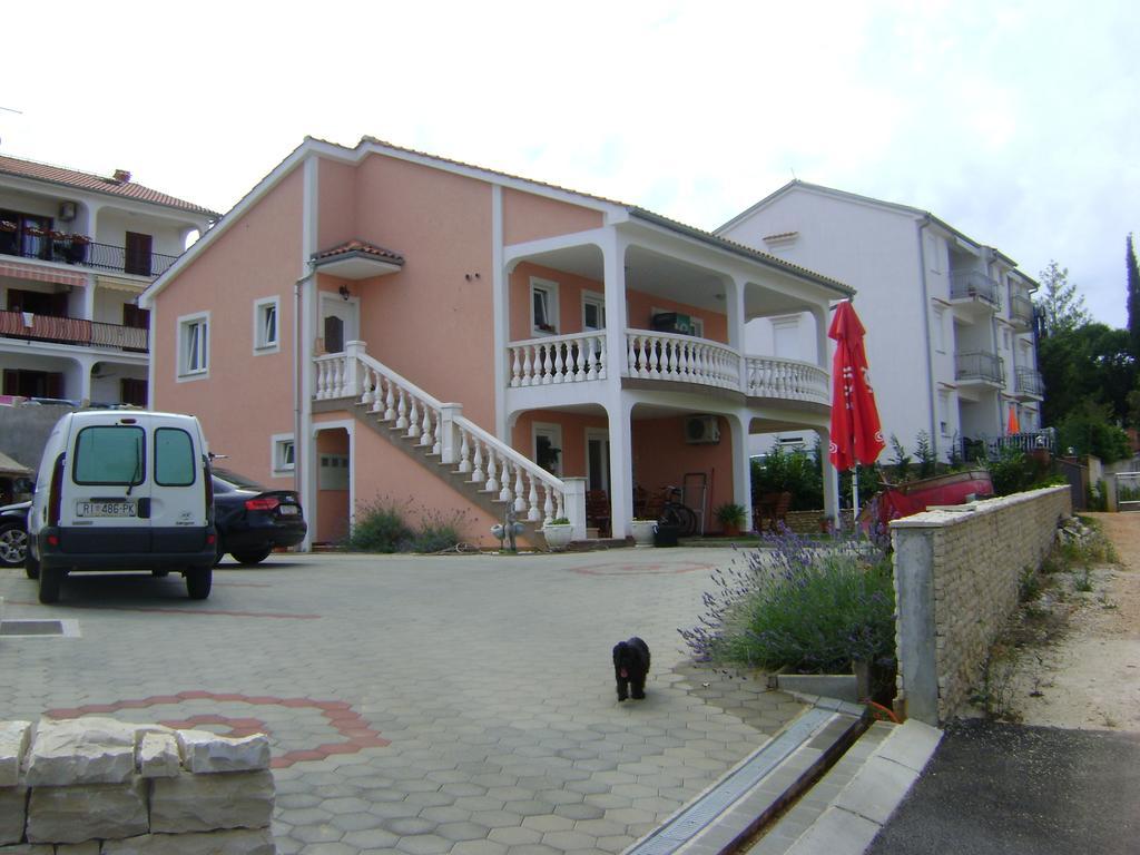 Apartments Krajacic Malinska Dış mekan fotoğraf
