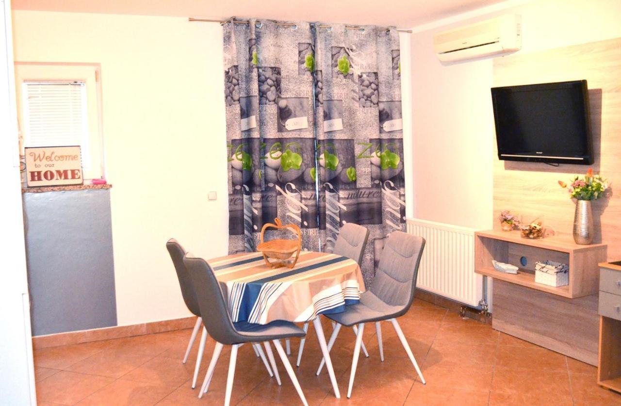 Apartments Krajacic Malinska Dış mekan fotoğraf